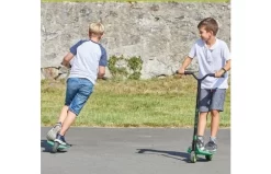 Olifu Speed Star Step -Rijden Speelgoeds Winkel 31f2ba5da6ed69fba6e7b671038269f8341fff125bd5262569a8345de1307fd1