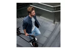 Segway Ninebot KickScooter F40I -Rijden Speelgoeds Winkel ninebot kickscooter f40i powered by segway 01 400x400 1
