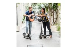 Segway Ninebot KickScooter F40I -Rijden Speelgoeds Winkel ninebot kickscooter f40i powered by segway 03 400x400 1